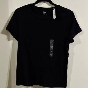 GAP Women's Classic Black Tee